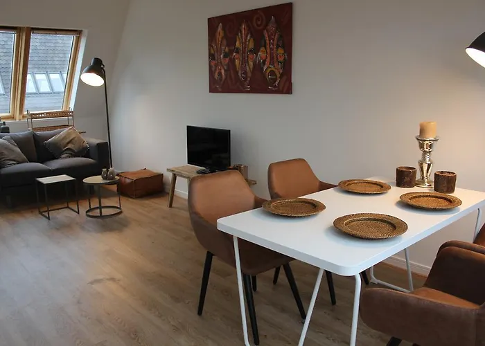 Goedkoop hotel: De Lokeend - Restaurant & Hotelsuites