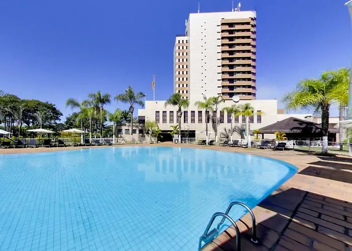 Marques Plaza Hotel
