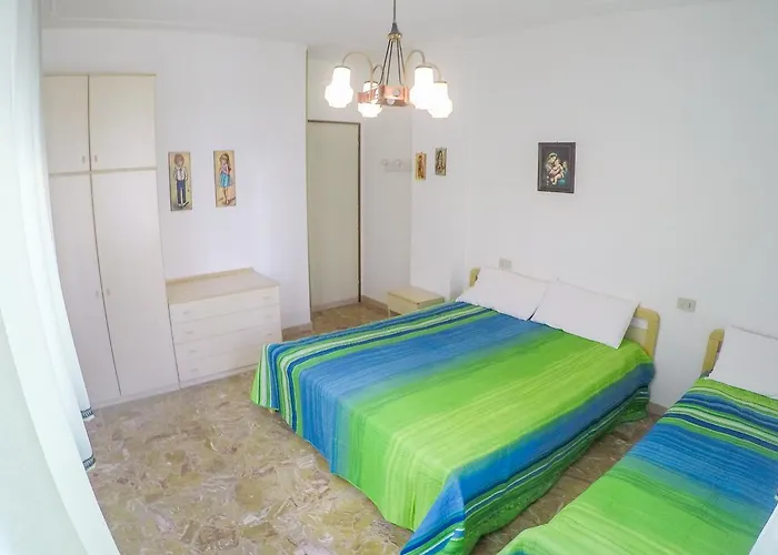 Hotel sulla spiaggia: Condominio Sole - Agenzia Cocal