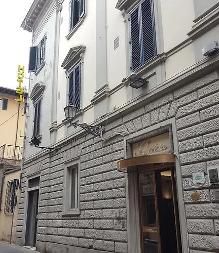 Hotel Flora