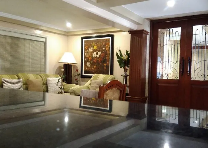 Best Selfcatering Ralph Anthony Suites