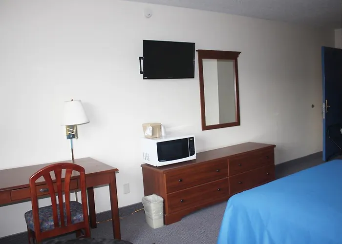Main Street Lodge And Suites
