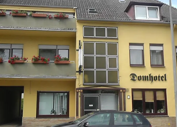 Domhotel