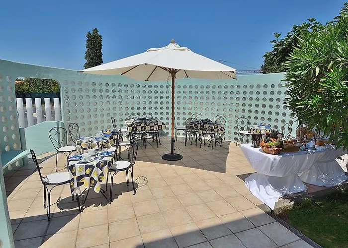 Resort: Villa Paradiso