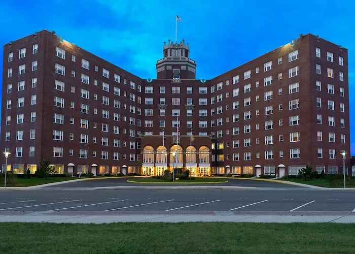 Central hotel: Berkeley Oceanfront Hotel