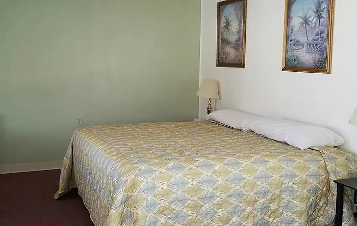 Motels Tar Heel Motel