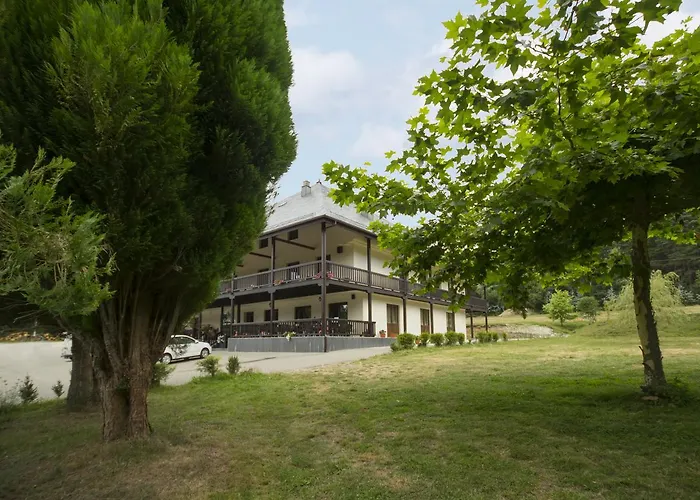 Complejo O Piñeiral A Fonsagrada