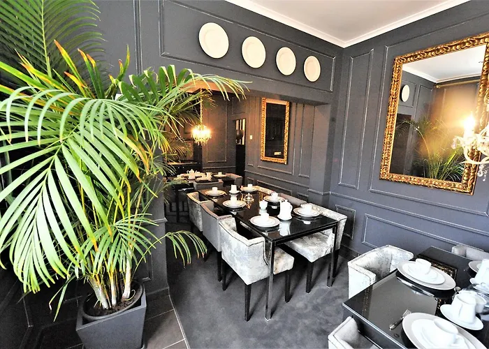 Hotel perto da faculdade: Angra Bed & Breakfast