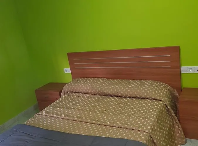 Airport Hotel: Hostal Europa