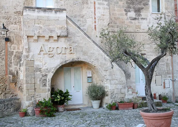 Cabina: Agorà nei sassi