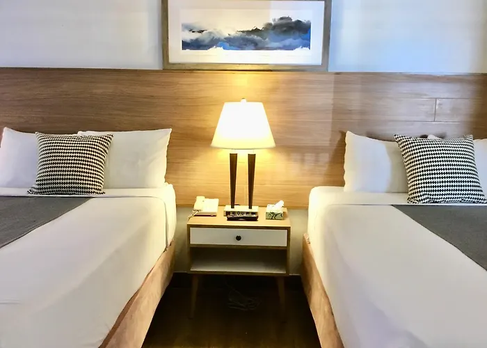 Downtown Lodge