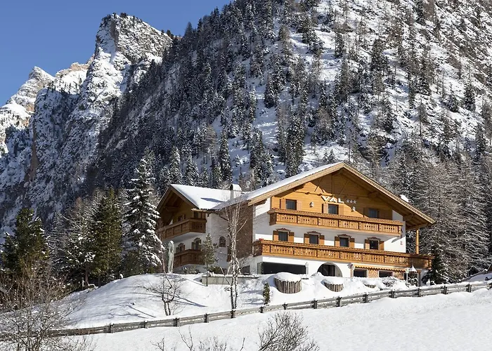 Hotel Ping Pong: Hotel Val
