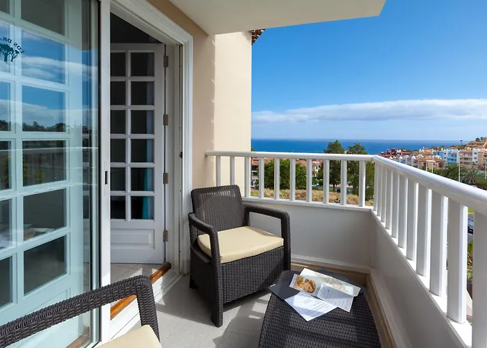 Ferienvermietung: Apartamentos Los Dragos Del Norte