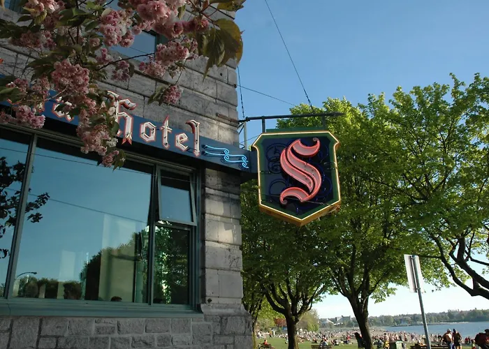 Resort: The Sylvia Hotel