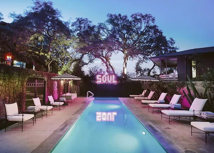 Luxury hotel only: Hotel Saint Cecilia