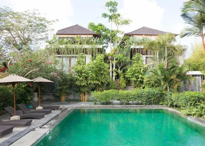 4 star hotel: Aqua Octaviana Bali Villa
