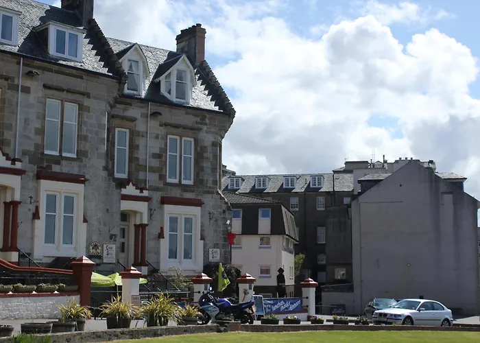Resorts Guide Corran House Guest House