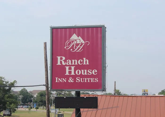 Ranch House Inn & Suites