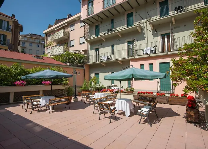 Self Catering: Class Residence 2