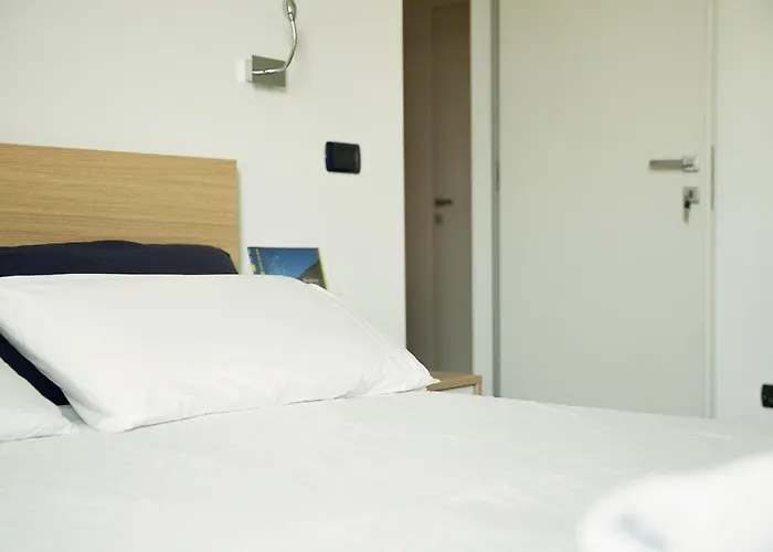 Room In Isole