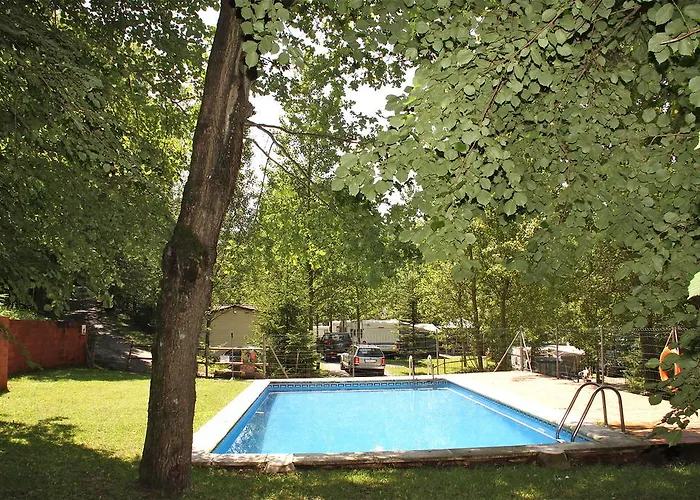 Hotel cerca del colegio: Camping Abadesses