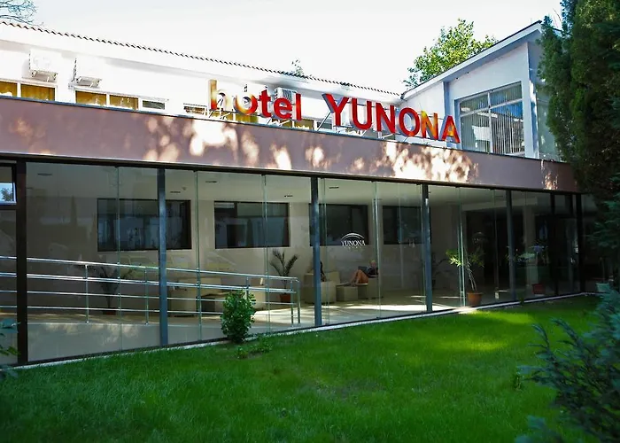 Cheap hotel: Hotel Yunona
