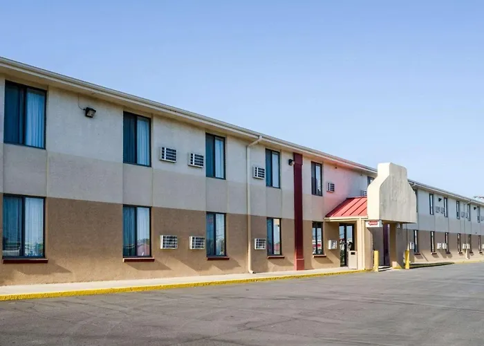 Cheap hotel: Econo Lodge Ottawa