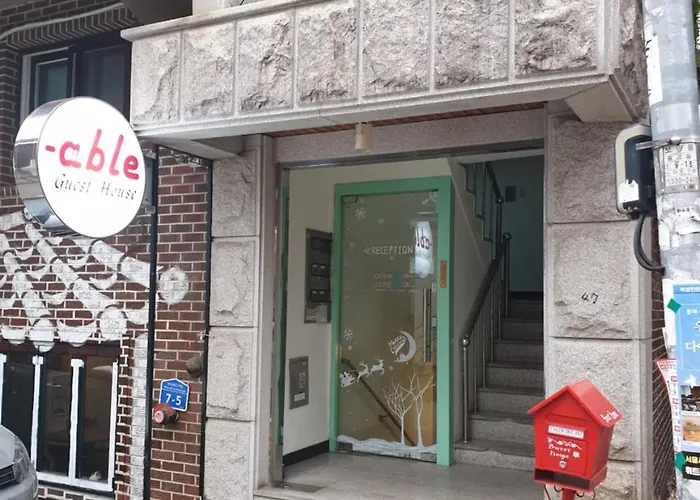  Able Guesthouse Hongdae