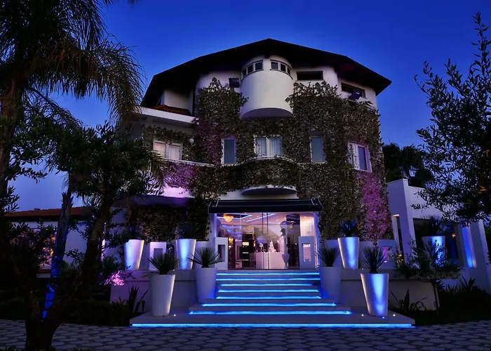 Hotel sulla spiaggia: Villa La Fenice