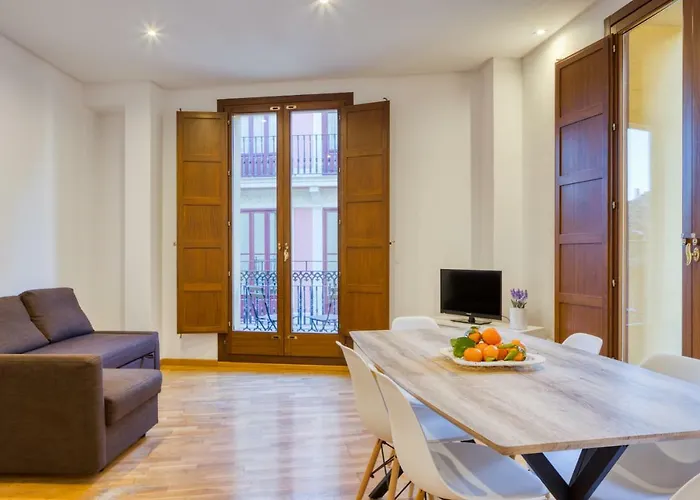 Vakantieverhuur: Palau De Palomar - Palomargroup