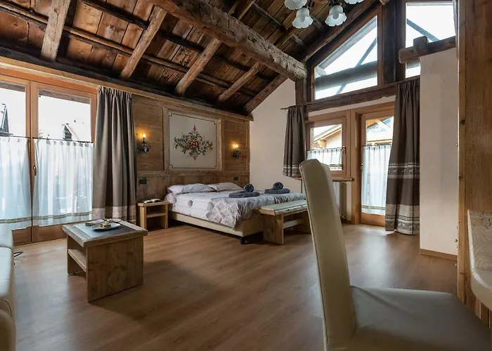  La Grolla Rooms&Apartments