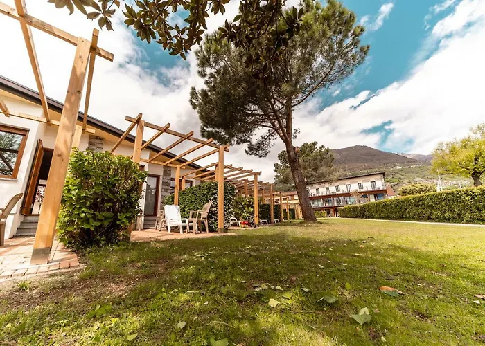 Jacuzzi-Hotel: Hotel Bungalows Europa