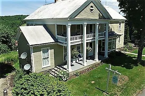 The Willow Tree Inn B&B