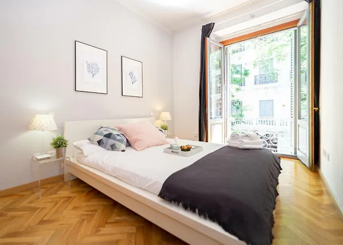 Apartamentos Plaza de España