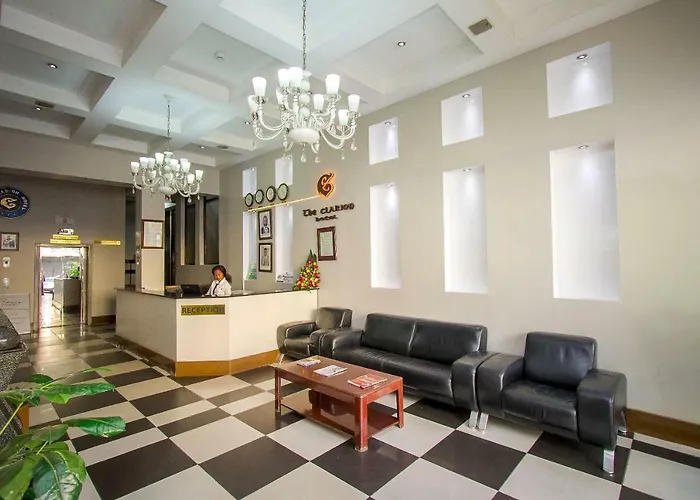 Jacuzzi hotel: The Clarion Hotel