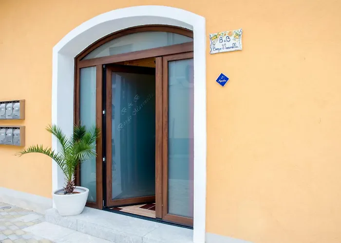  Borgo Marinella