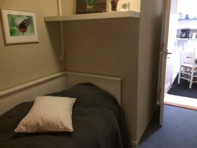 Gezellige zolder in Wassenaar met dakterras