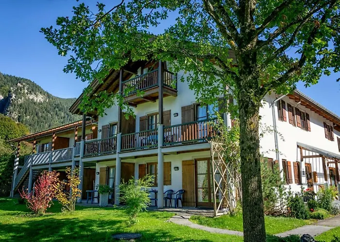 Appartementhaus „die Kuh am See“ (vormals Haus St. Leonhard)