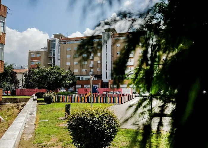 Cozy 3 Room Apartment In Penafiel Centre