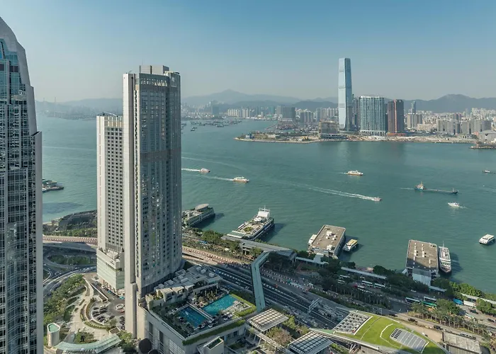 Four Seasons Hong Kong