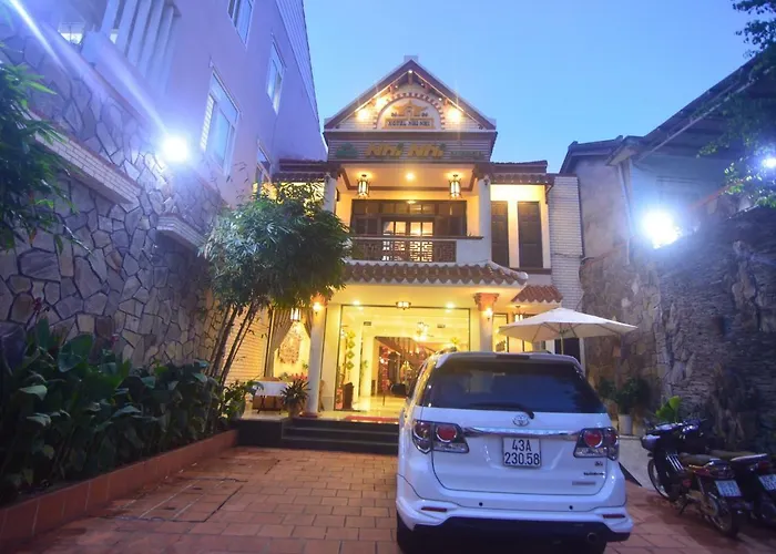 Hotel with pool: Nhi Nhi Hotel