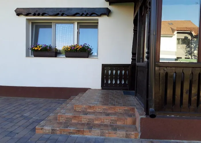 Iarca Cottage