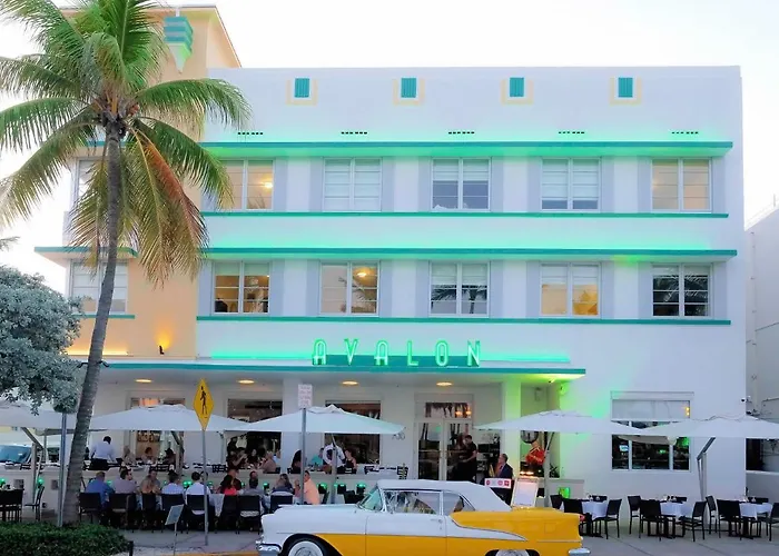 Resort: Avalon Hotel