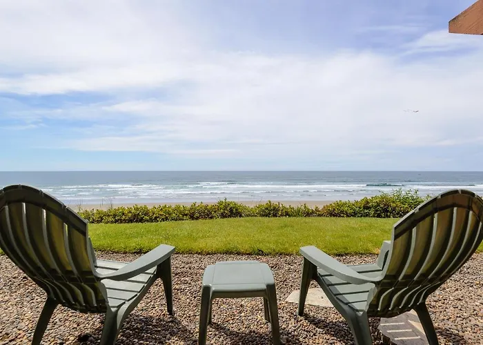 Hallmark Resort - Newport