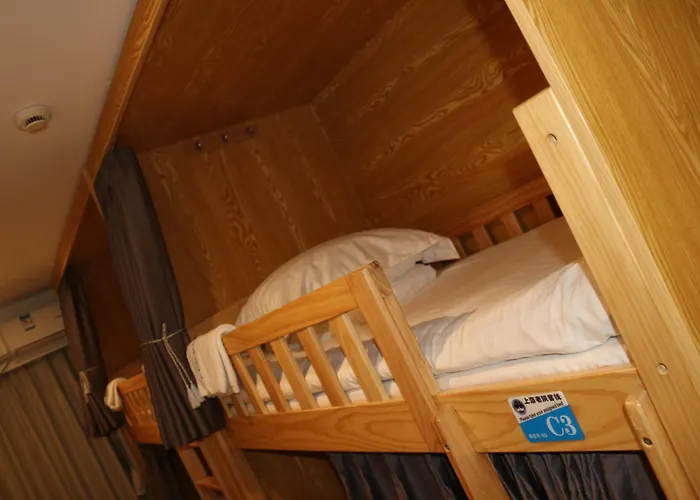 Hostel: The Phoenix Hostel Shanghai-Laoshan