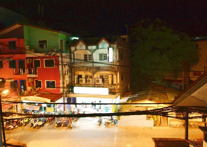 Baan Veerakit Hotel