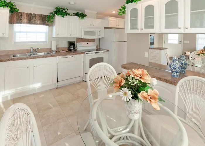 Buttonwood Bay Rv Resort