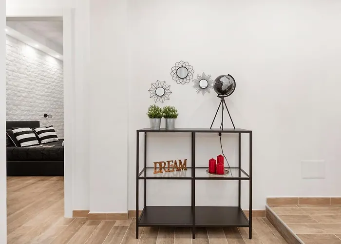 Guest house: Black Rooms Colosseo