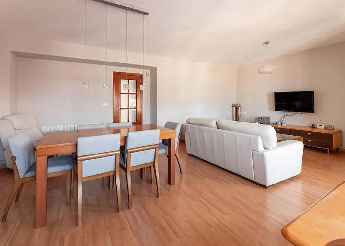 Apartamentos El Llombo