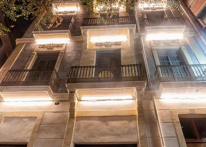 Vakantieverhuur: Balmis Plaza Apartments
